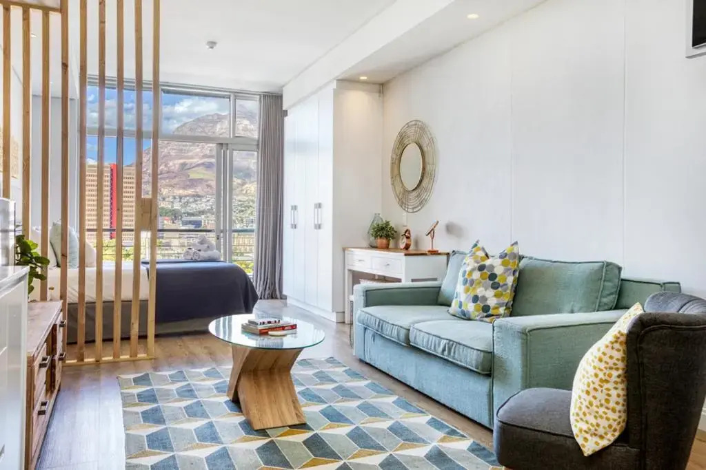 Elegant Modern Apartment near Table Mountain