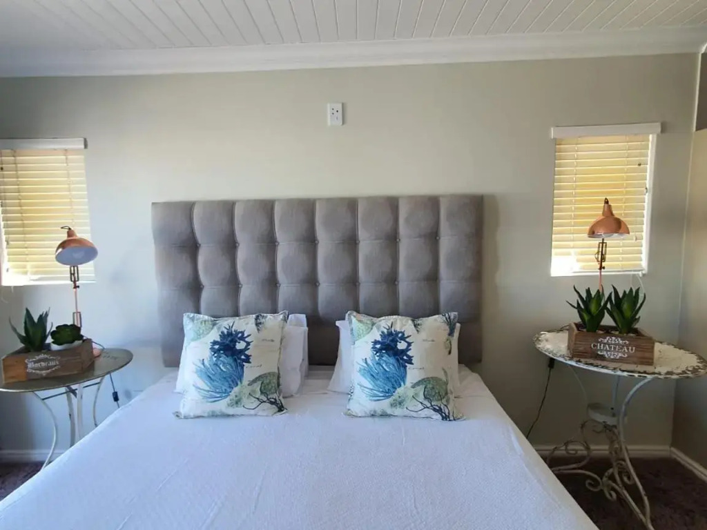Paradise Beach Apartments Langebaan 4 Elara