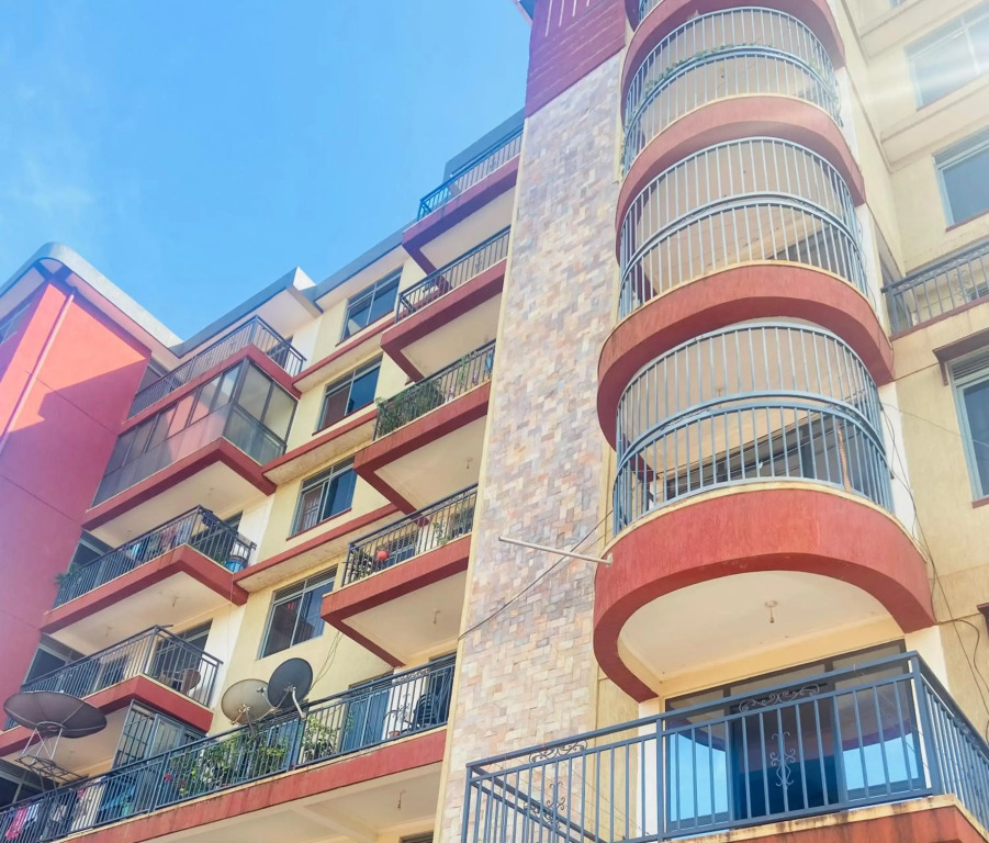 J&R - Lovely two bedroom apartment in Jinja.
