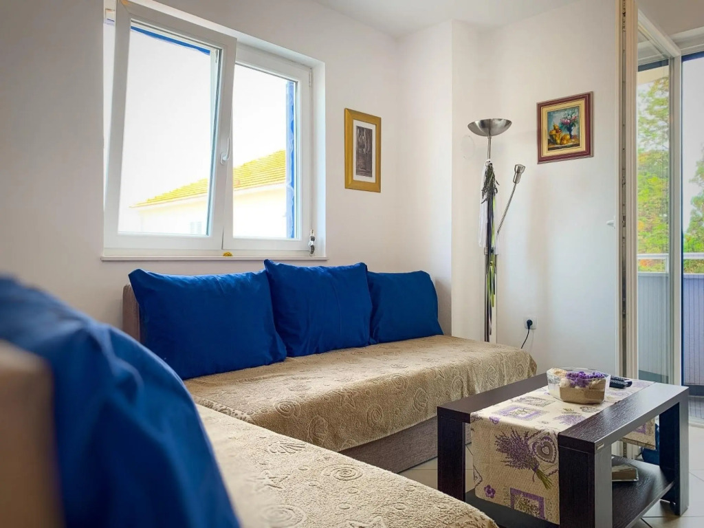 Goran - 30m Close to the Beach - A1