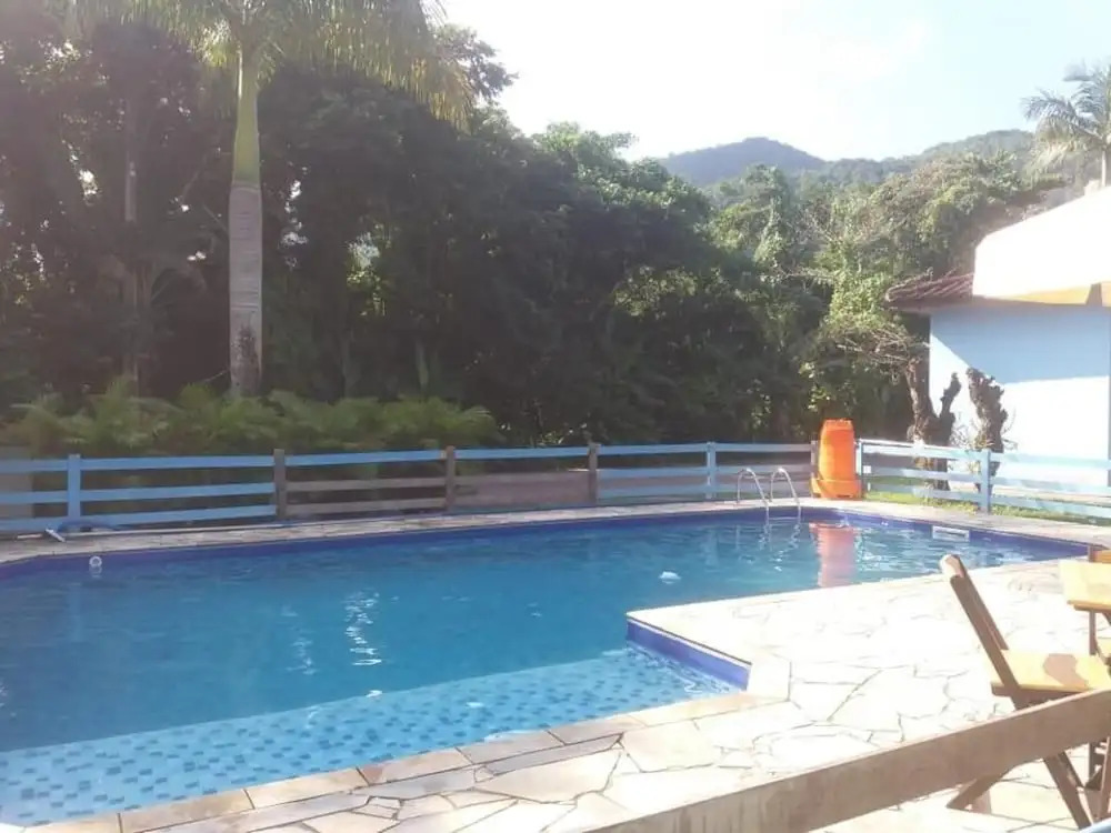 Francis Hotel Pousada