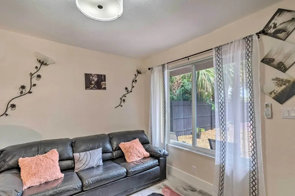 Ideally Located West Palm Beach Apartment!