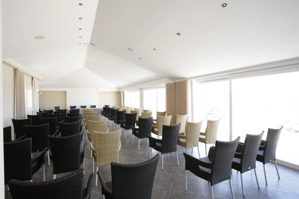 Janus Hotel
