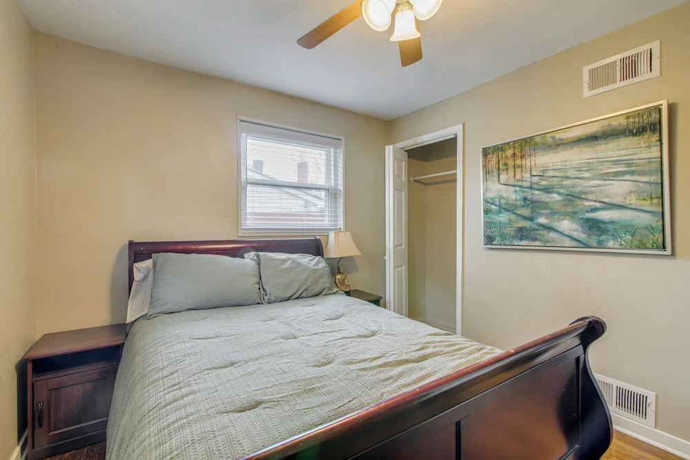 Private Yard! Pet-friendly Memphis Adventure Hub