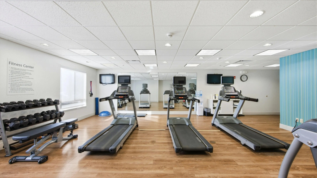 Holiday Inn Express & Suites Bethlehem Airport-Allentown Area