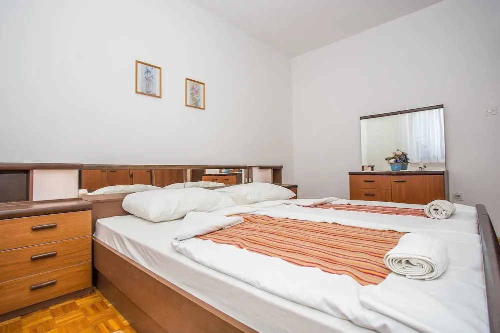 Apartments Adria 577