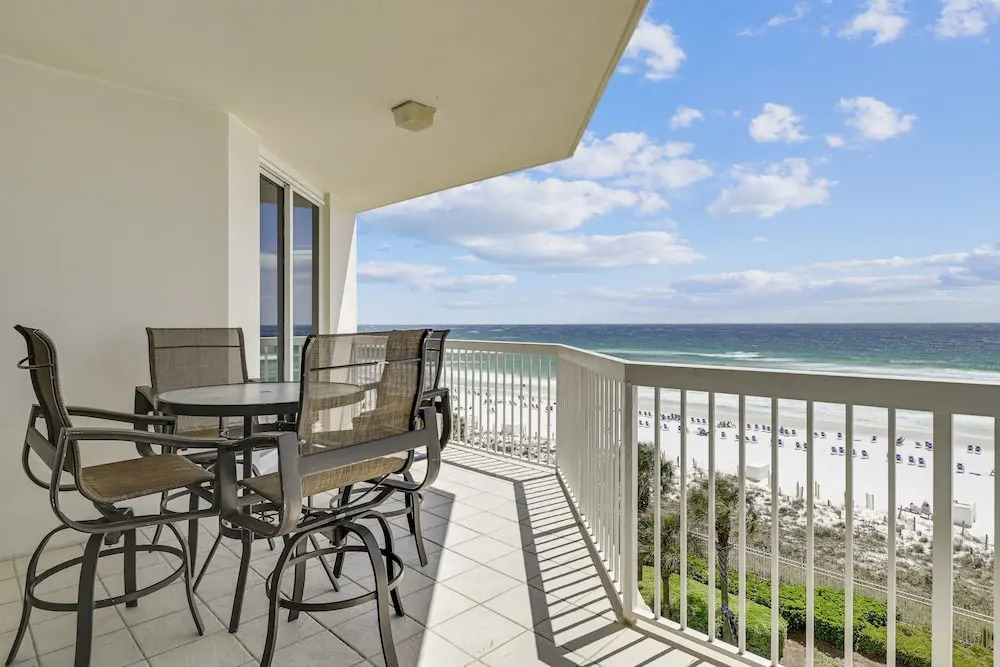 Silver Beach 506 is a gorgeous Gulf Front 4 BR with free beach service - sleeps 8 by RedAwning