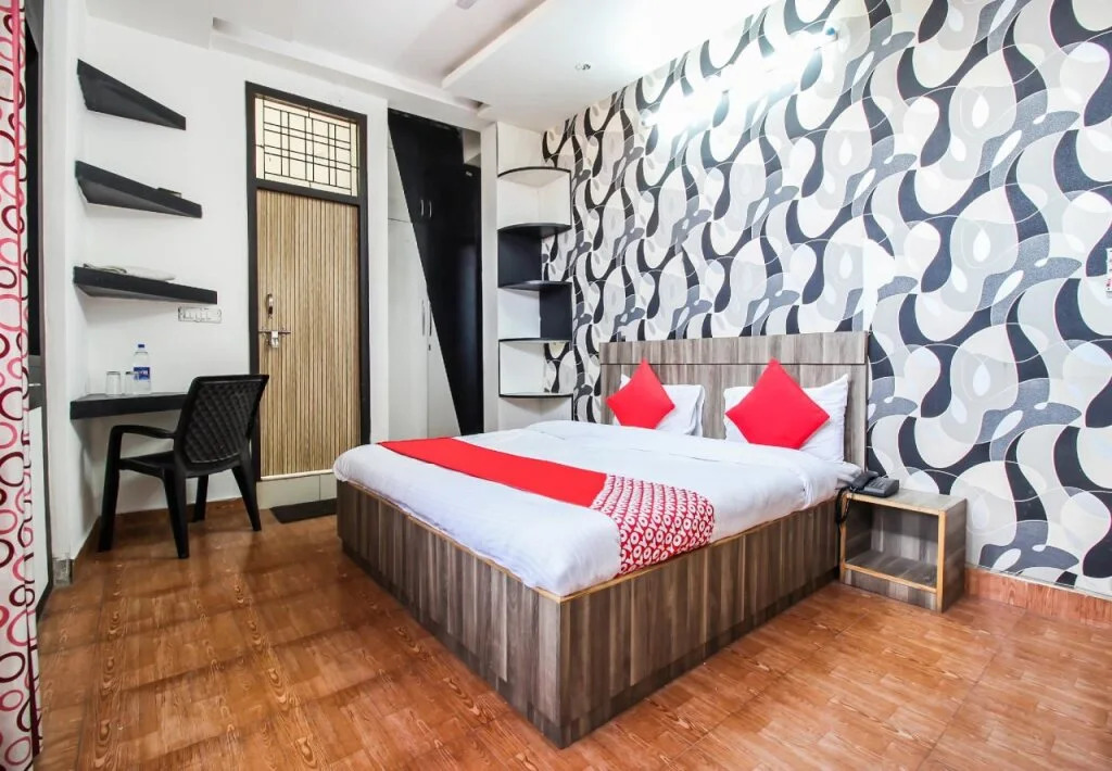 Oyo 24075 Galaxy Guest House