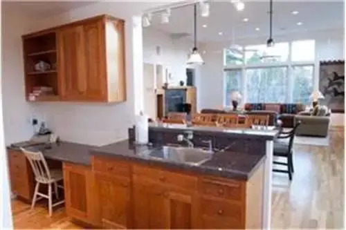 Mcbean House - 4Br Home + Private Hot Tub - Llh 63280