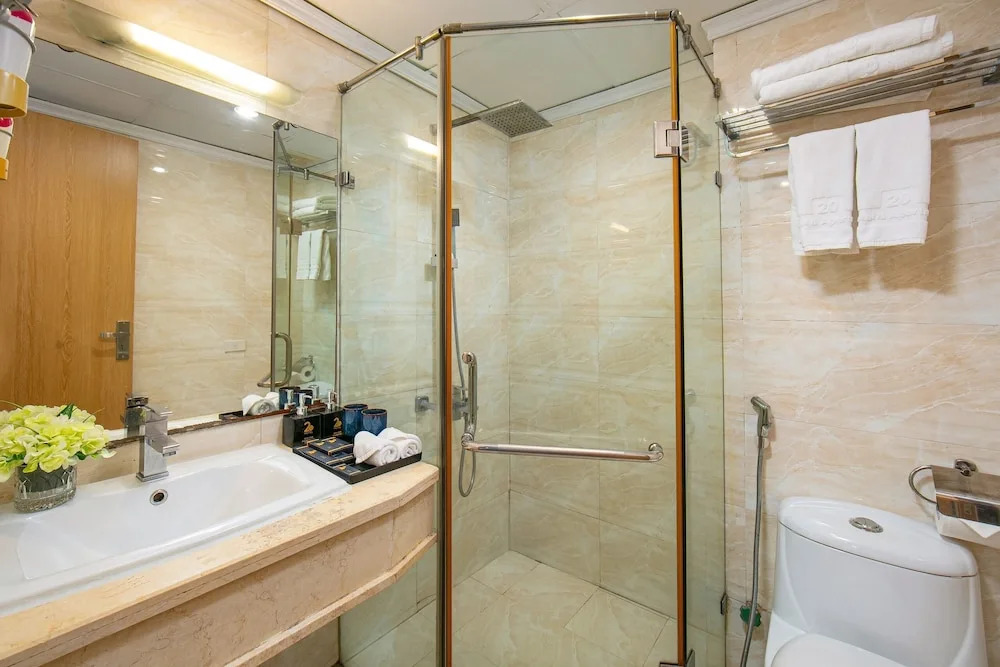 Hai Mươi Hotel & Apartment