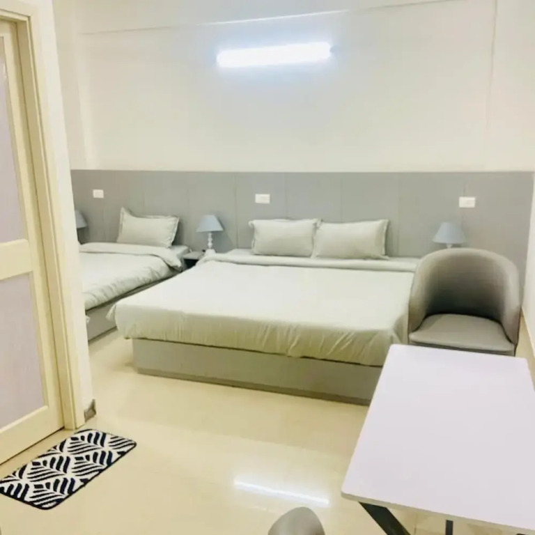 Lords Studio Inn Chintpurni