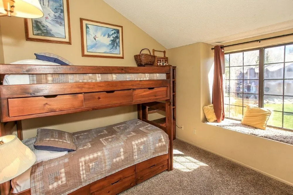 Orsi's Den