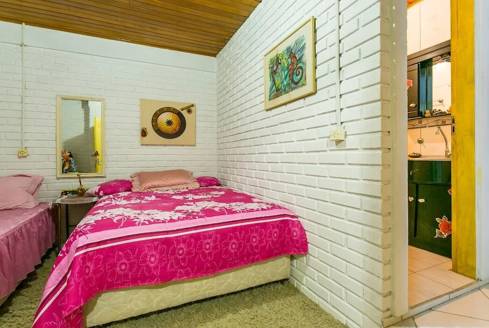 POUSADA E HOSTEL da MARLI no MUQUEM FLORIANOPOLIS