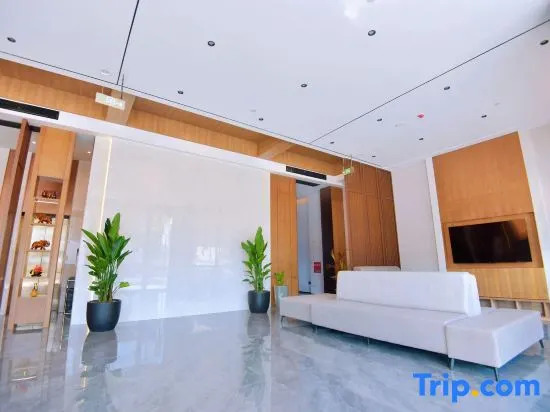 Orange Right Hotel