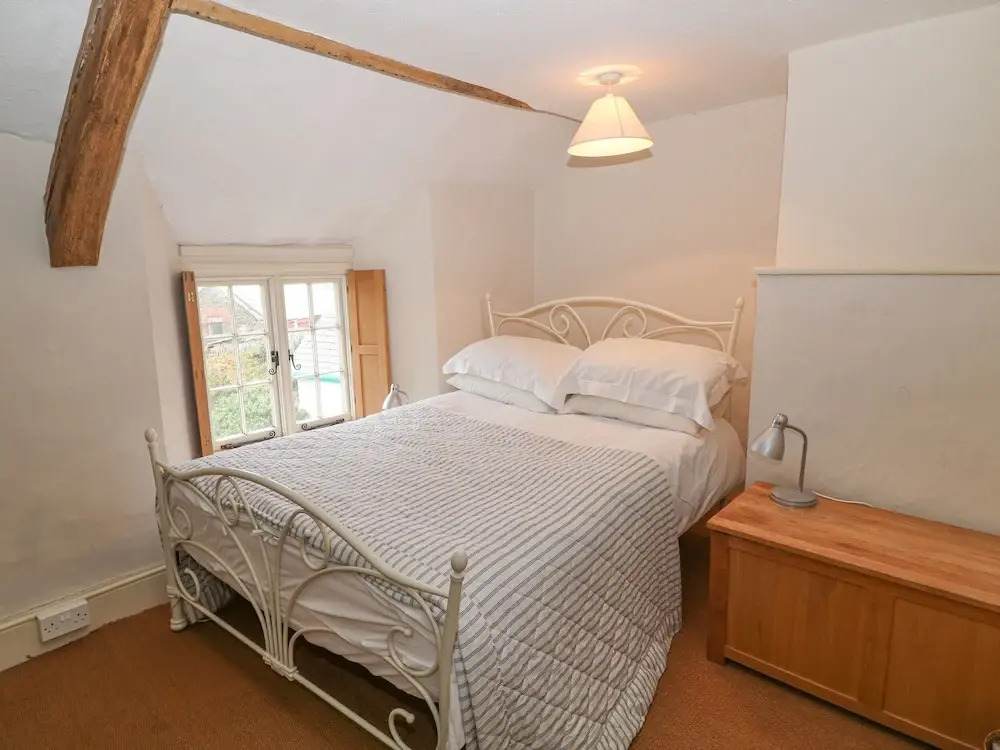 Turpike Cottage