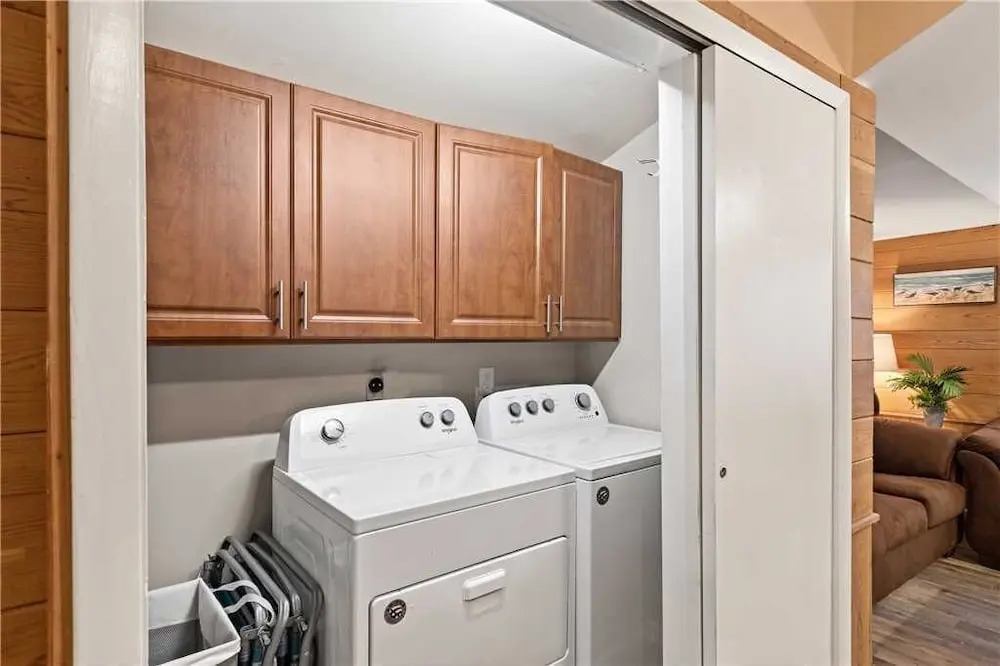 Mangrove Breeze, 3 Bedroom, Fenced Yard, Pets, Walk to Beach, Sleeps 10