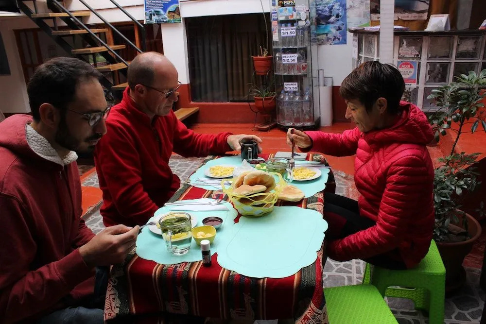 Apart y Hostal "El Puma"
