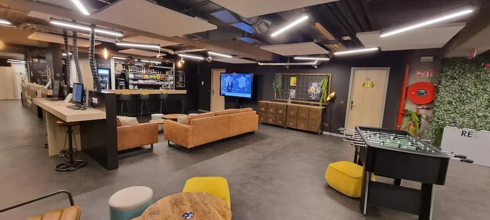 HI HOSTEL CHARLEROI Brussels South Airport