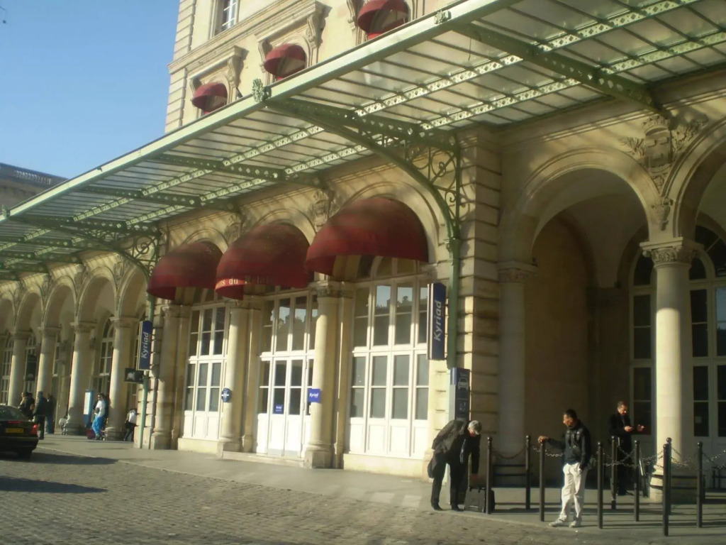 Kyriad Paris 10 - Gare de lEst
