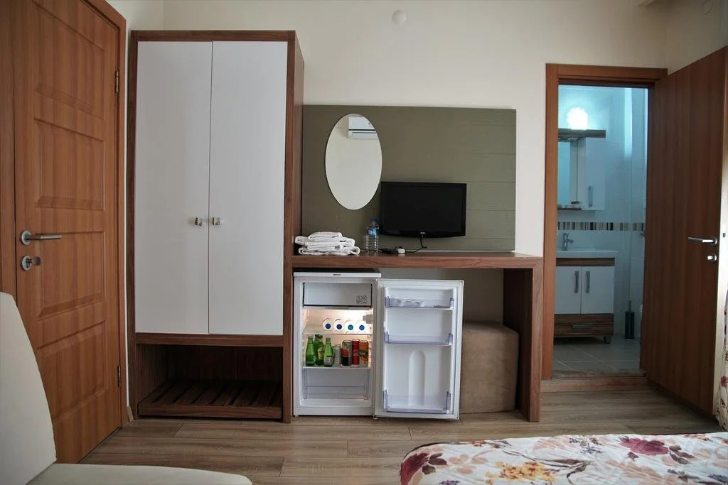 Marina Hotel