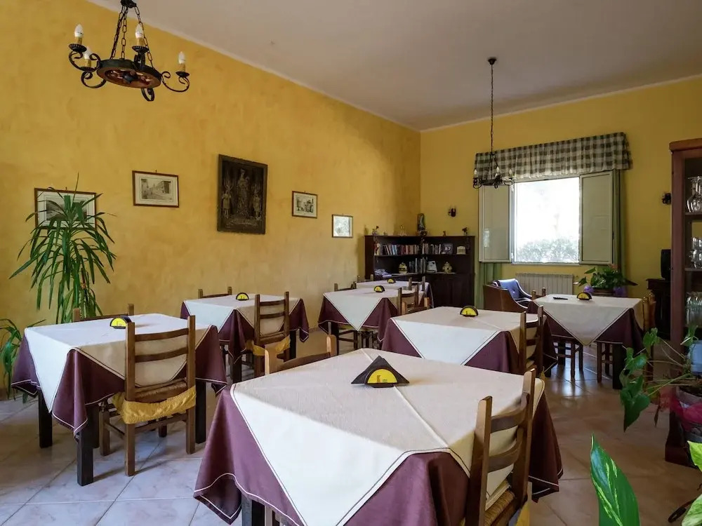 Holiday Home in Sciacca With Pool & Garden