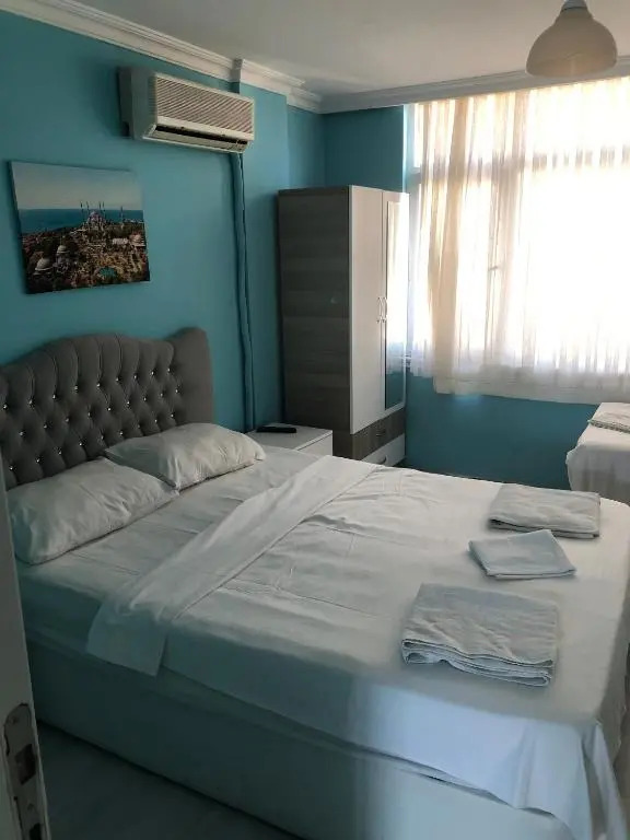 Aurora Aparthotel