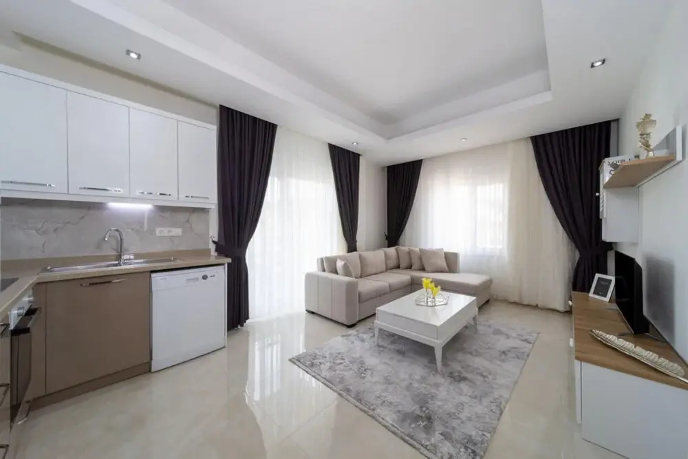 Modern Flat with Shared Closed Pool in Alanya