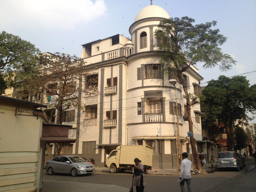 Hotel Nest International