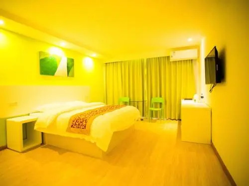 Shell Hebei Handan Quzhou District Zhenxing Road Hotel