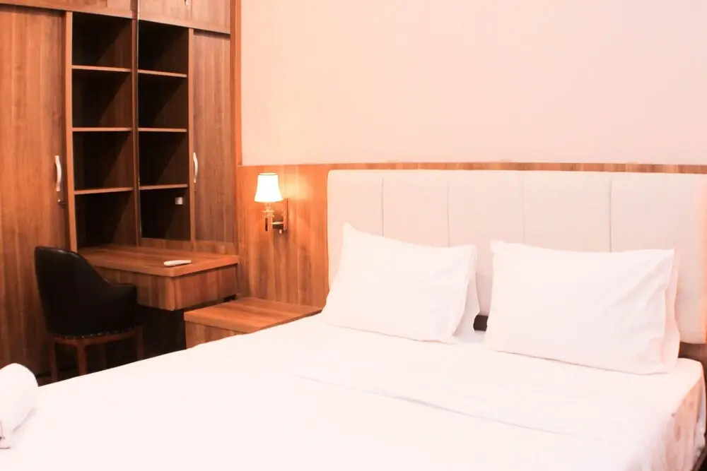 Elegant And Comfy 2Br At Holland Village Jakarta Apartment