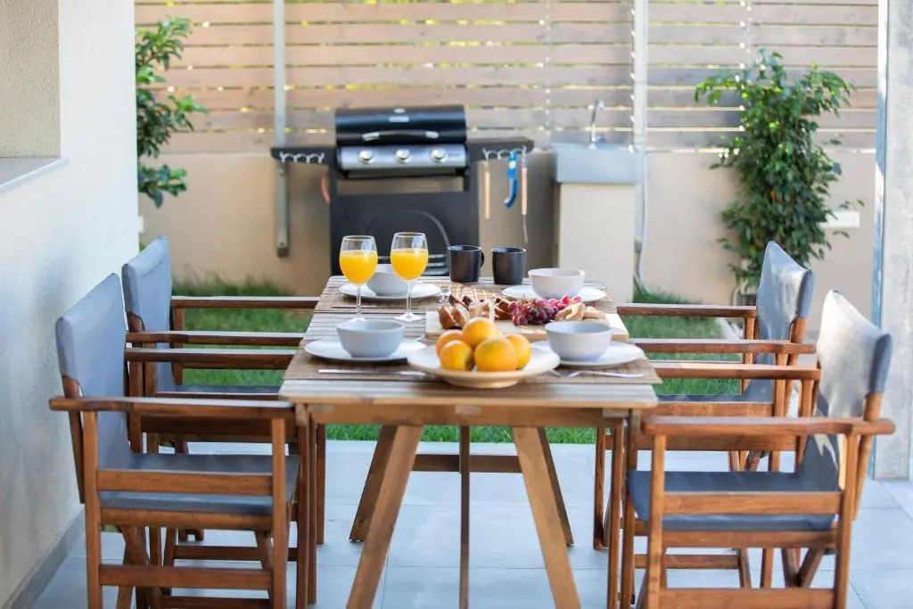 Grappolo Lefkada Villas - Athiri, 5 min from wonderful Ai Giannis beach & Lefkada town