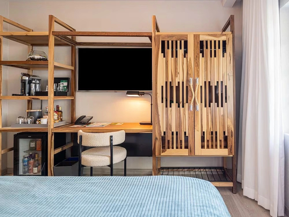 Small Luxury Hotels of the World - Lennox Miami Beach