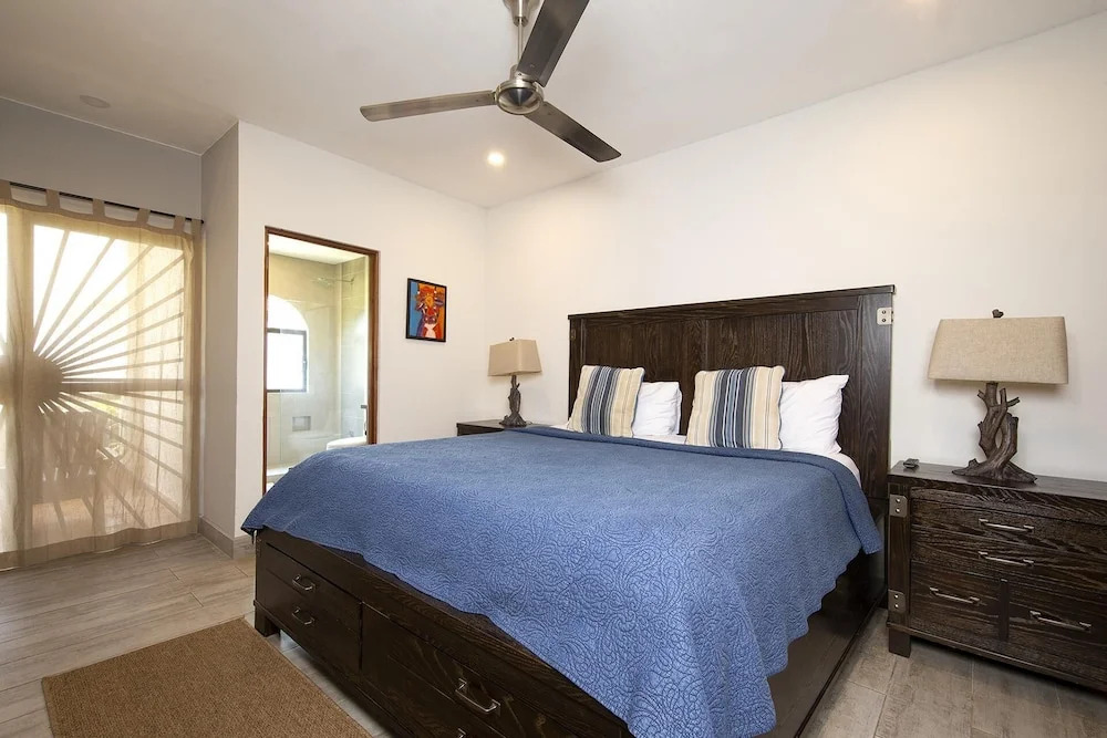 Newly Remodeled Beachfront Condo, Ground-Floor Terrace & Direct Access to Playa Flamingo