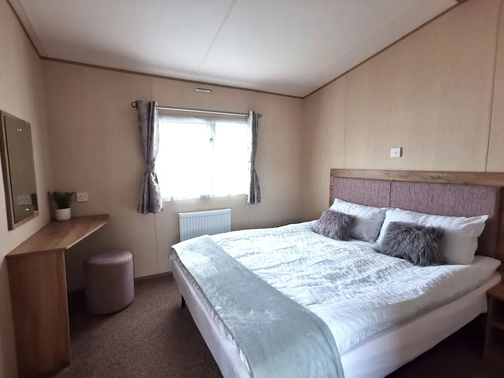 Snowdonia Sunbeach Holiday Sea and Mountain View