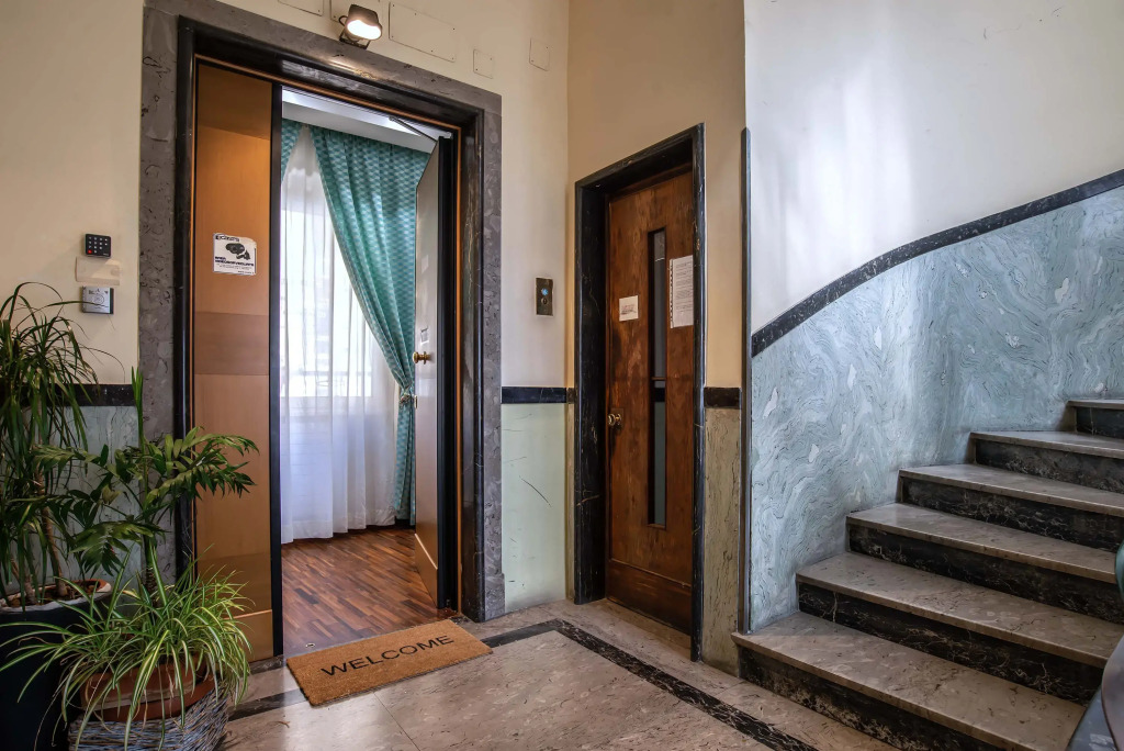 Merulana Inn Guest House