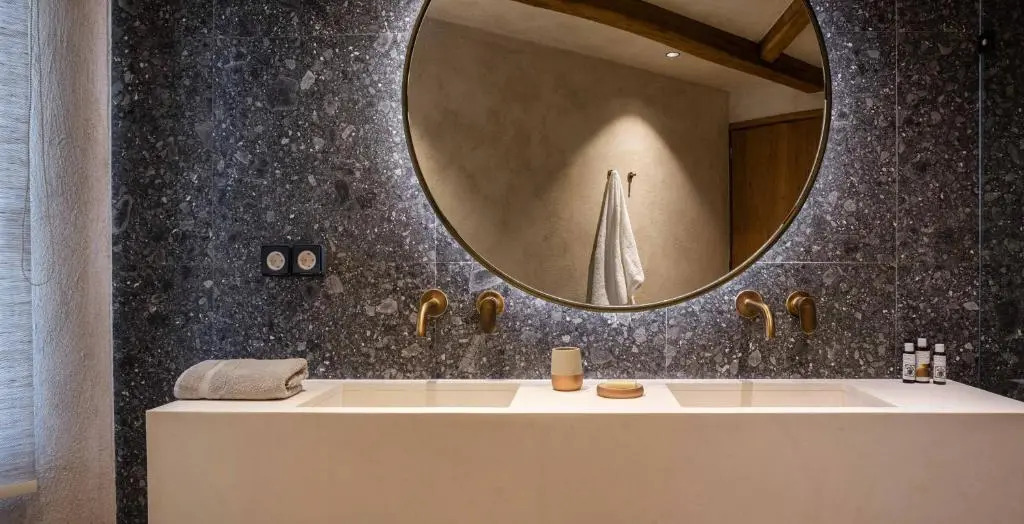 Opuntia Suites