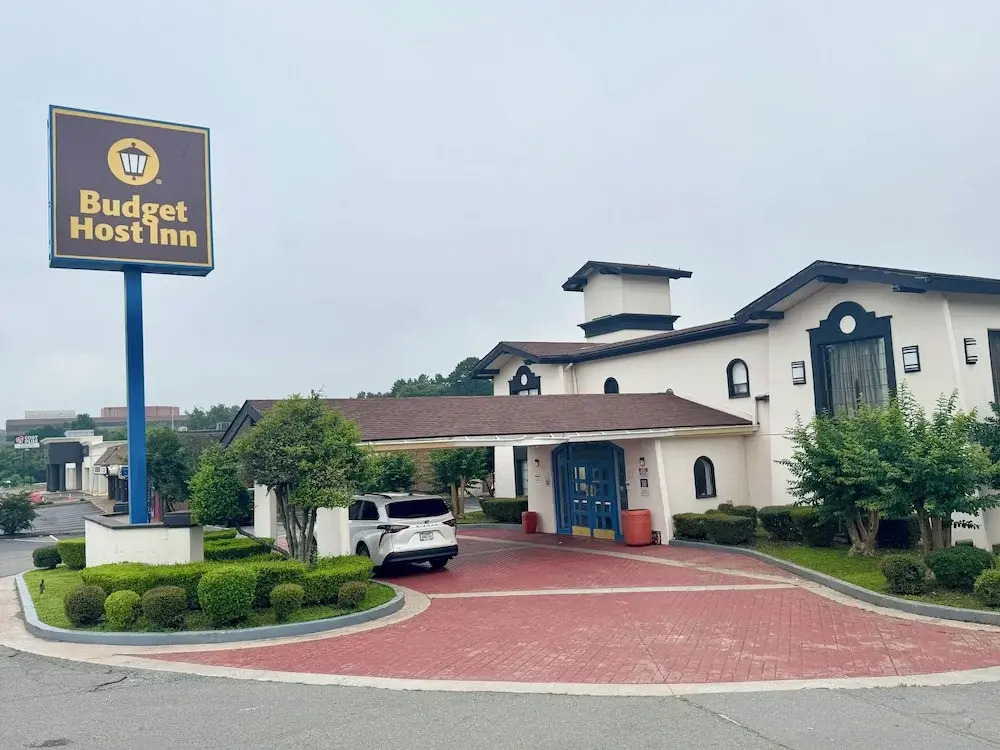 Budget Host Inn- Medical Center