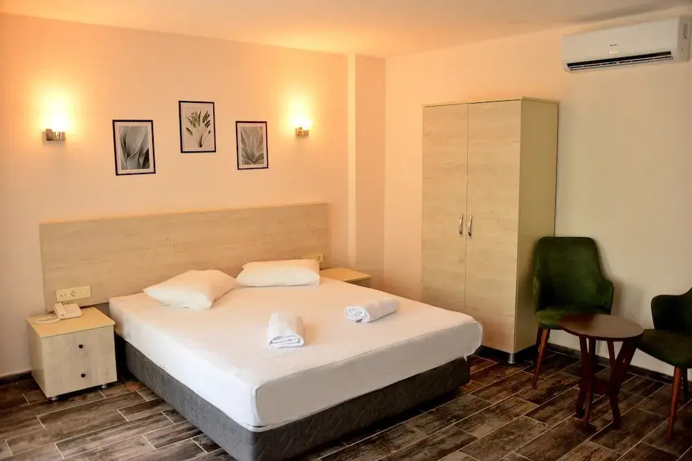 Dream Town Hotel