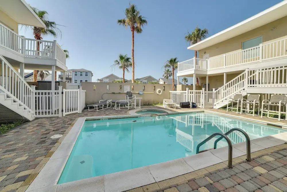 Modern Island Condo w/ Pool: Steps to the Beach!