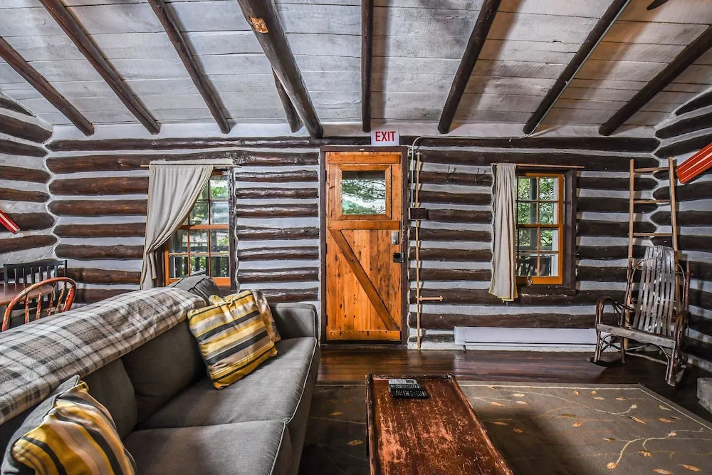 Apple Cottage 2 Bedroom House