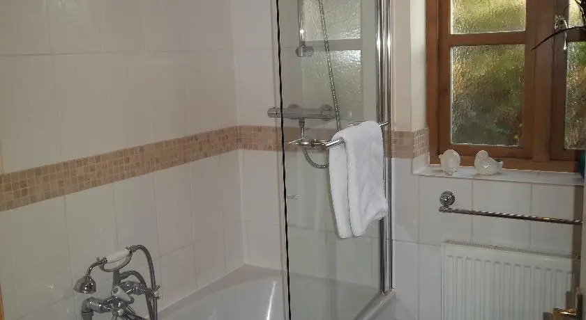 Breconridge B And B