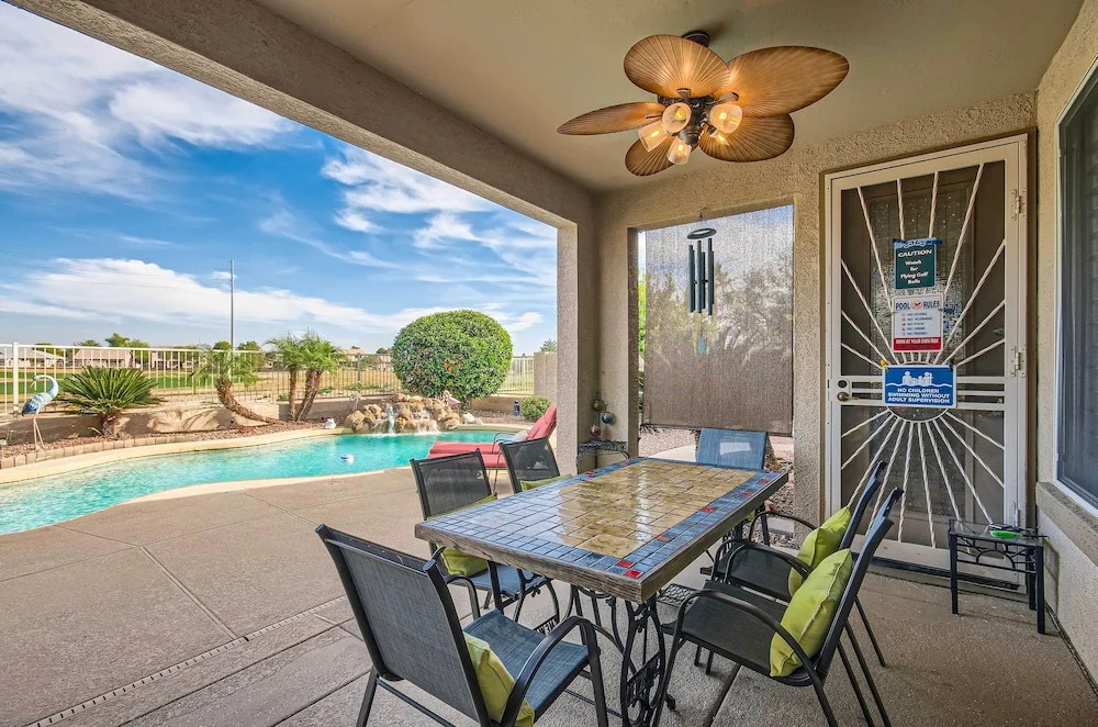 Pool Table + Bar! Family-Friendly Phoenix Retreat