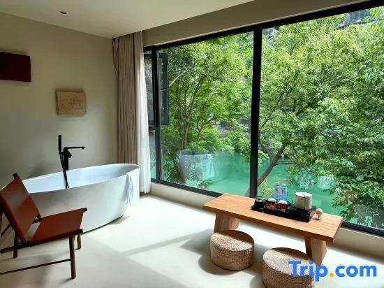 Taofanting·Xipan Cloud House Mountain-view Resort (Xiling Gorge Scenic Area Branch)
