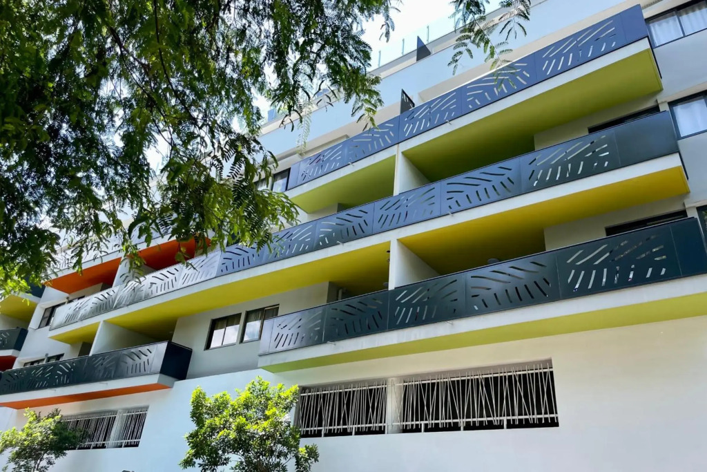 Mereani flat brand new condo in the center of Papeete