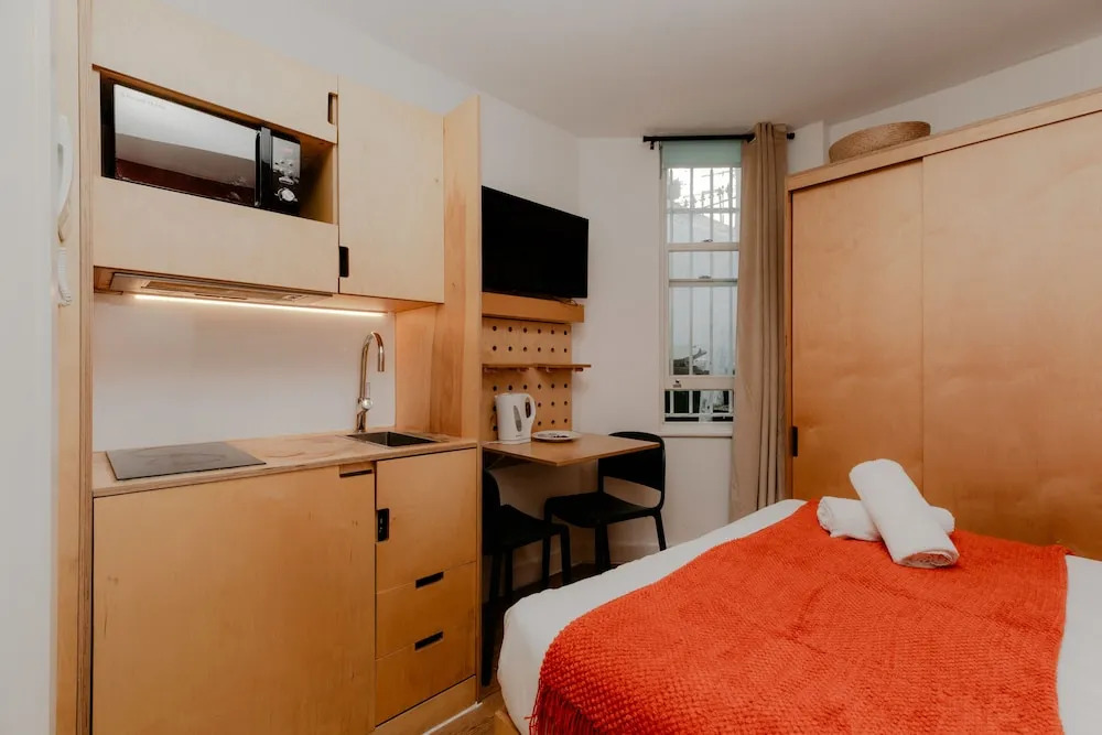 Kensington Stay