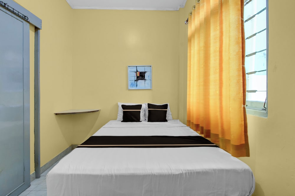 OYO 95136 Jec Plumbon Homestay Syariah