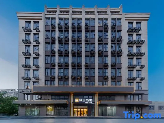 Ease Hotel (Shanghai Waigaoqiao Wuzhou Avenue Subway Station Branch)
