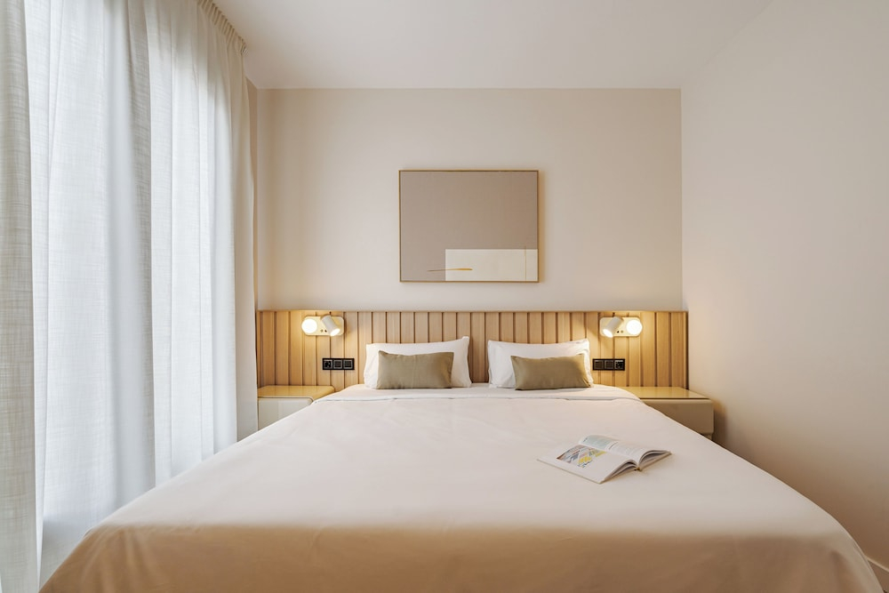 Numancia Apartments by Olala Homes