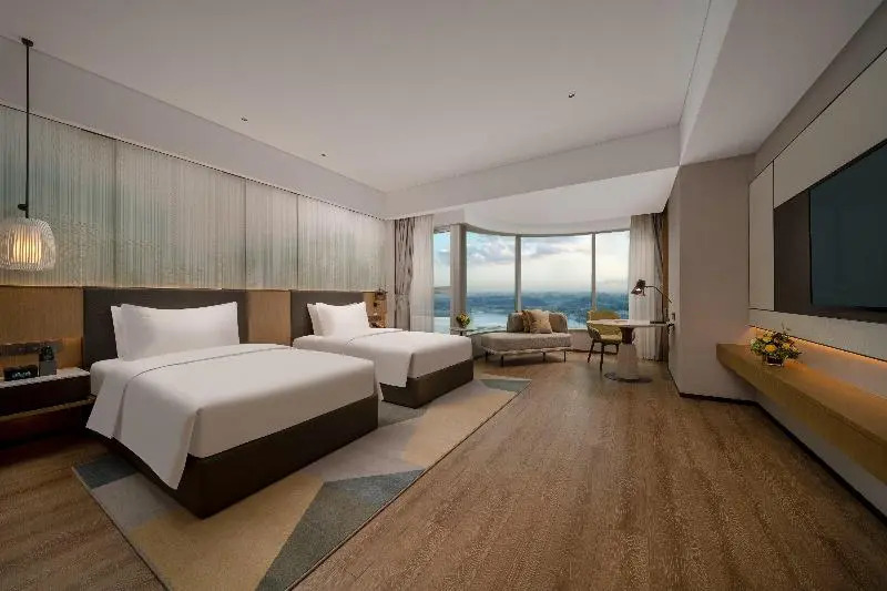 Holiday Inn Express Chengdu East Railway by lHG - Near The World Games Gymnasium