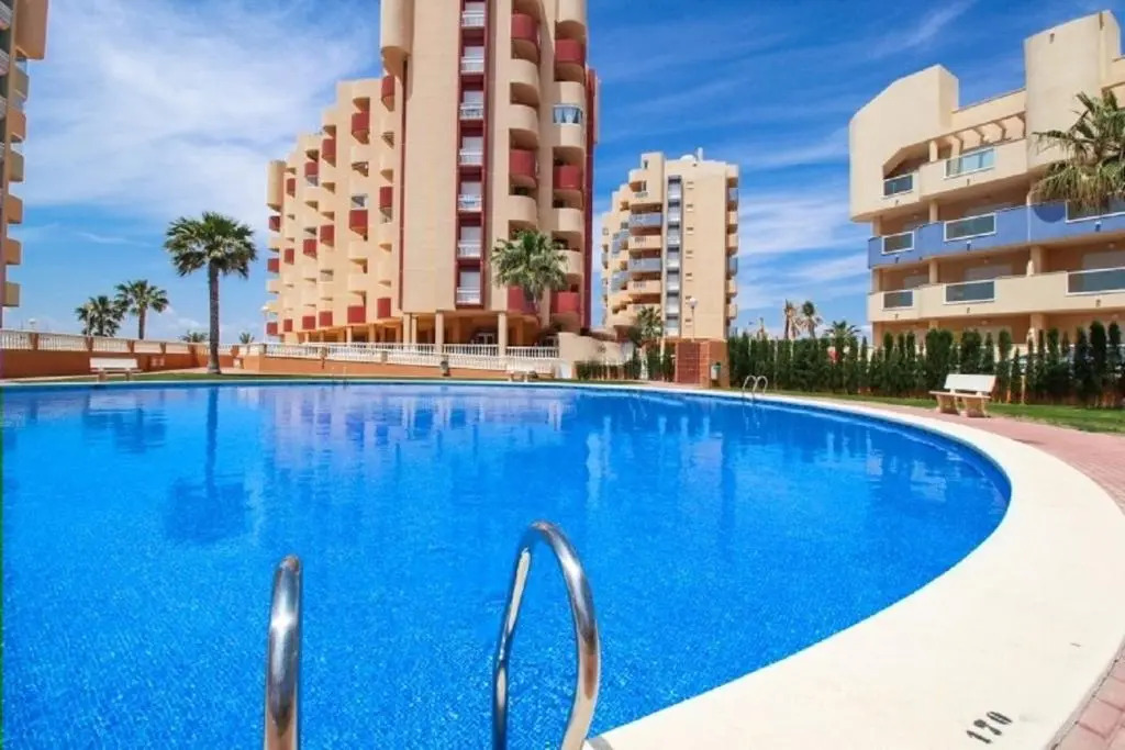 Miradores Del Puerto One Bedroom Apartment LMHR19